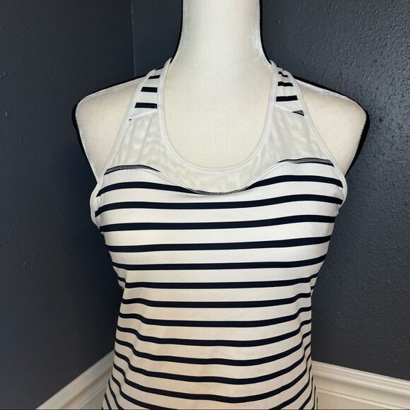 Athleta Hyper Stripe Spiral Running Yoga Tank - Picture 3 of 9